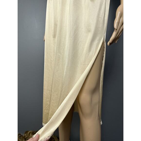 Vintage MG JCPenney Half Slip Size Small Double High Slit Antron III Nylon Tan - Picture 1 of 9